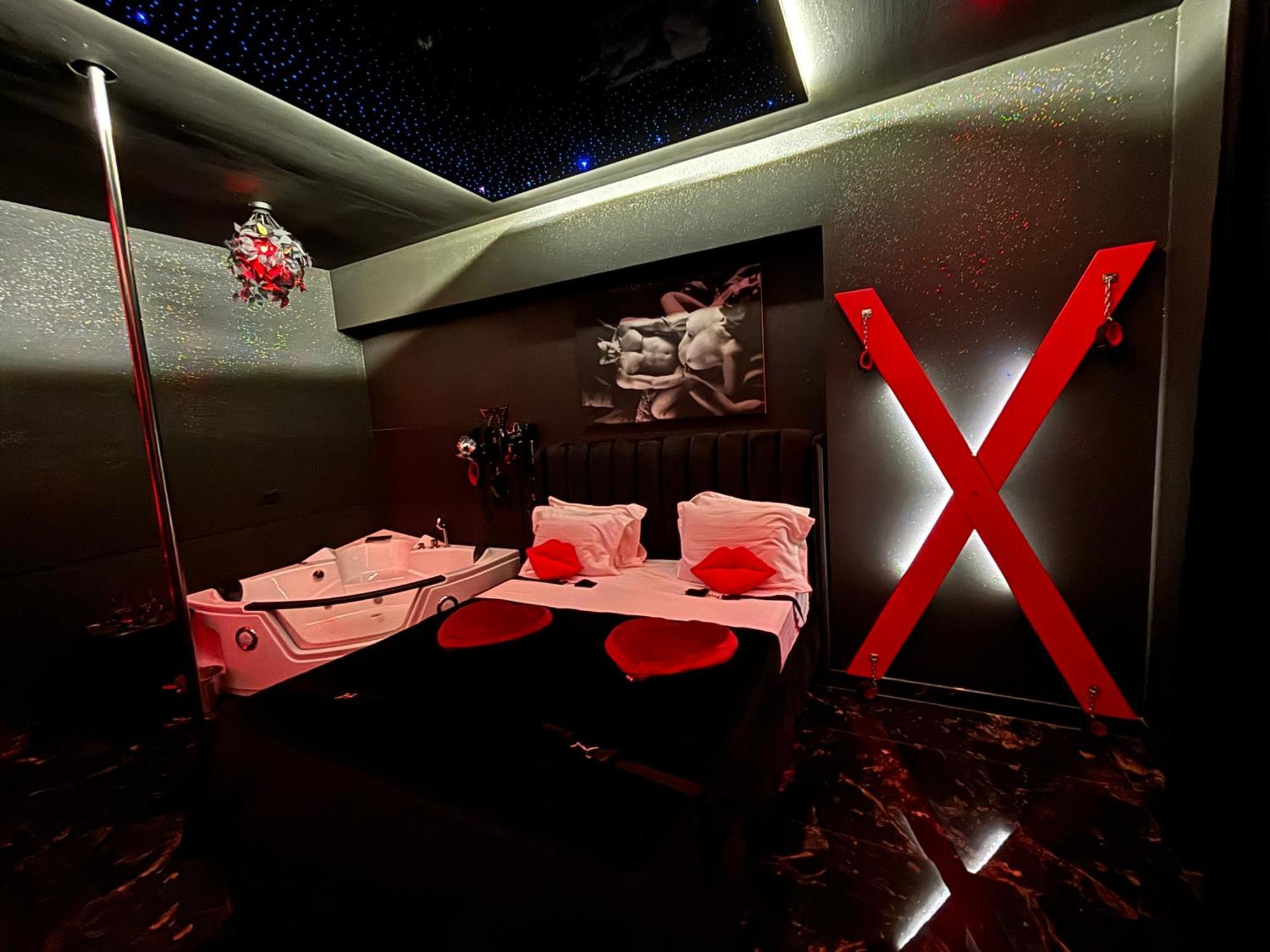 Romeo Nights - Love Rooms - Adults Only Bucureşti Exterior foto