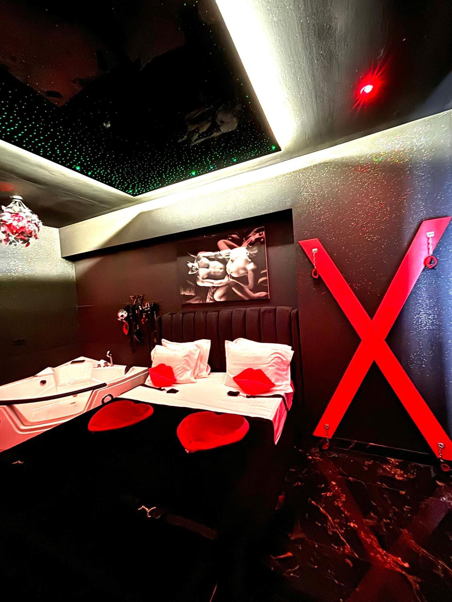 Romeo Nights - Love Rooms - Adults Only Bucureşti Exterior foto