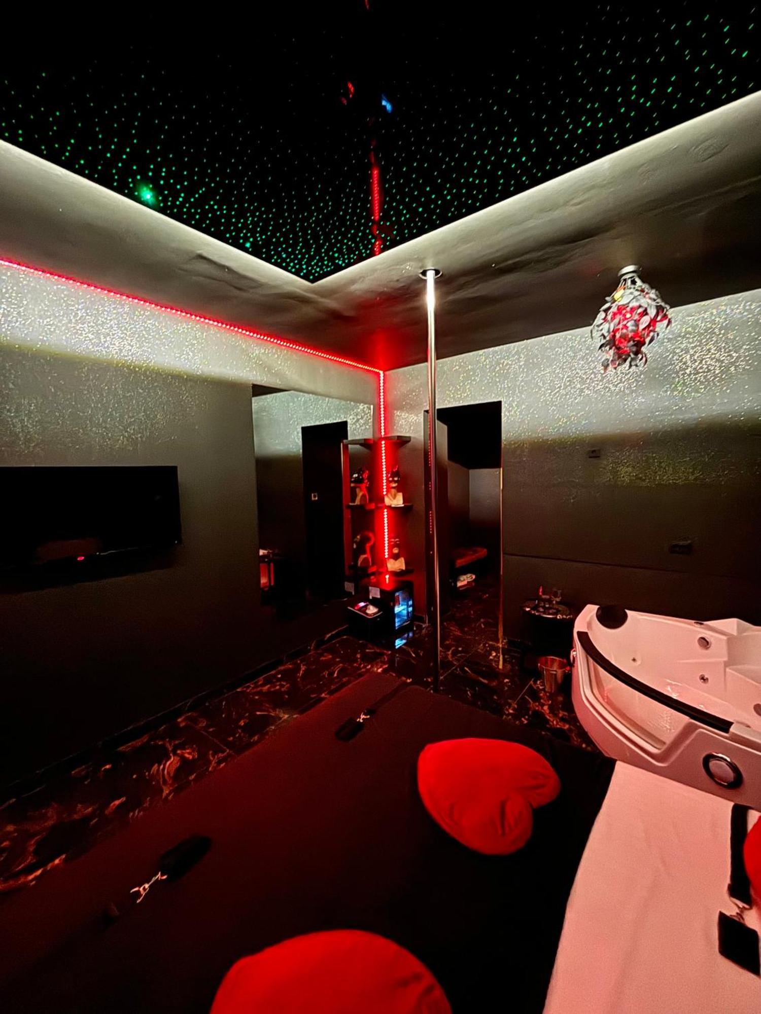 Romeo Nights - Love Rooms - Adults Only Bucureşti Exterior foto
